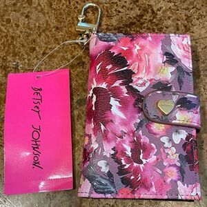 BETSEY Johnson‎ mauve pink floral flap wallet with a magnetic clasp